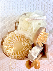 Wooden Heart Shape Bath  Accessory Set